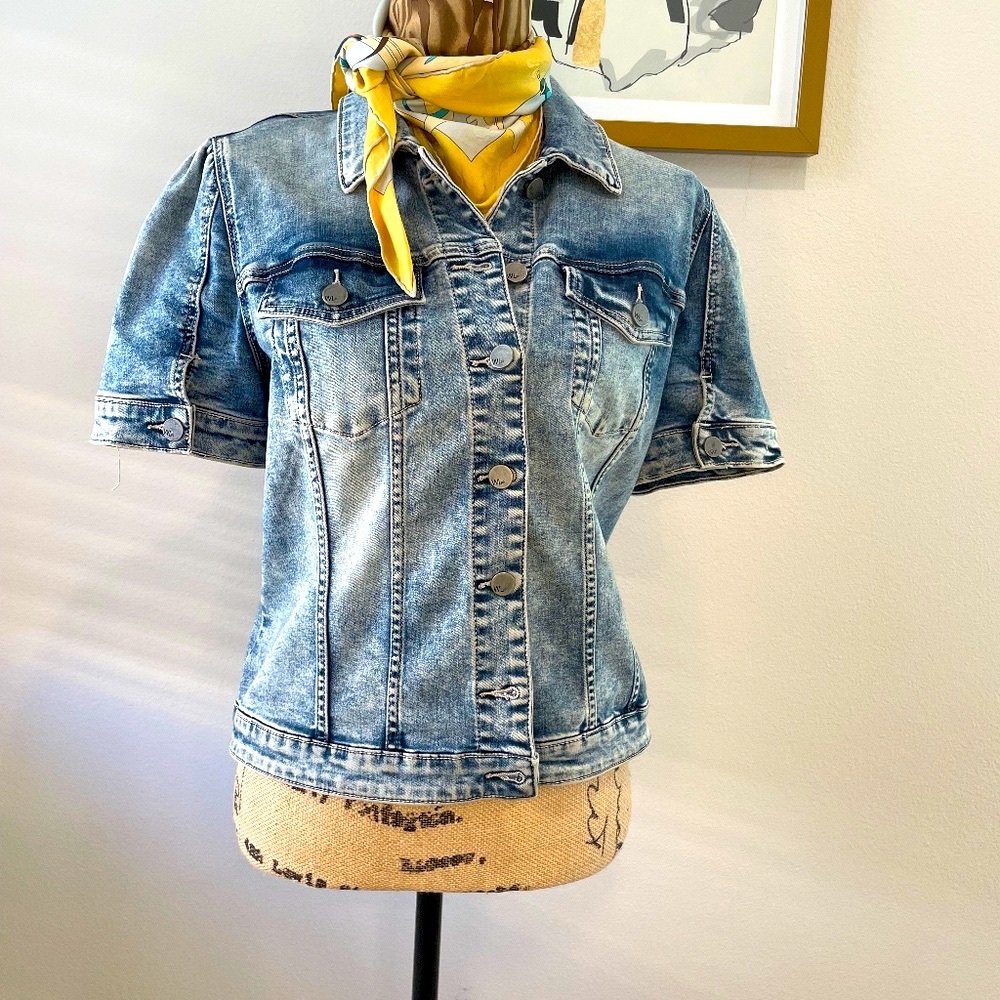 Wash lab denim jacket